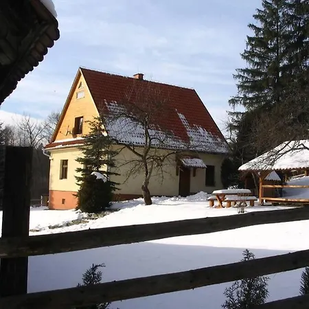 Horaren Holiday home Smizany