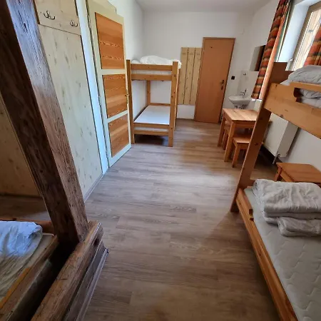 Horaren Prázdninový dům *